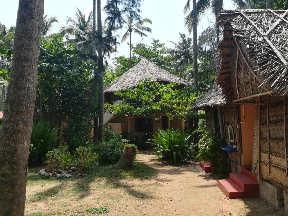 Sukriti Beach Resort Varkala Εξωτερικό φωτογραφία