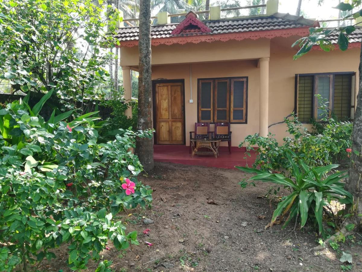 Sukriti Beach Resort Varkala Εξωτερικό φωτογραφία