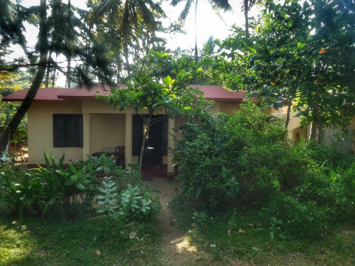 Sukriti Beach Resort Varkala Εξωτερικό φωτογραφία